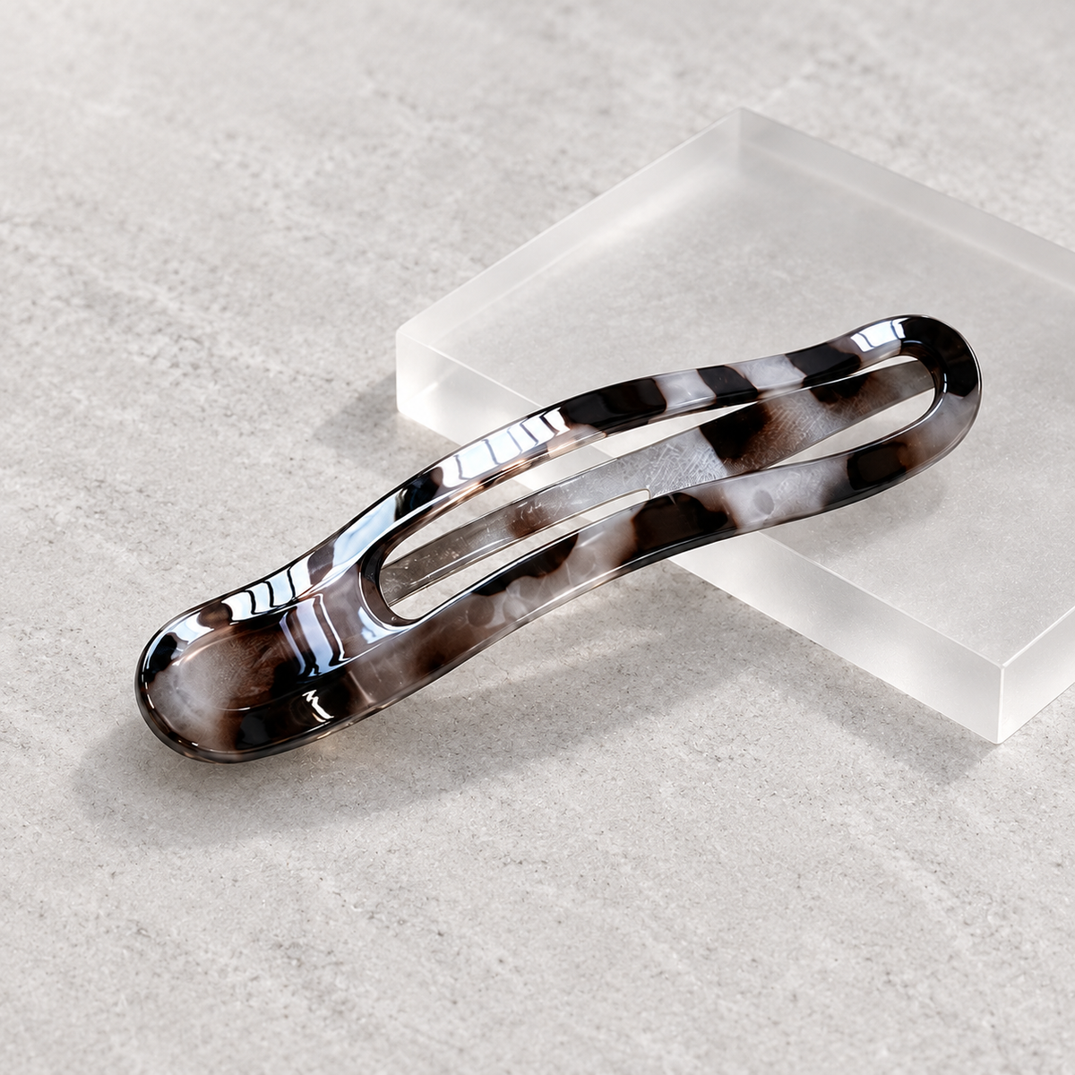 Tortoise Shell Oval Duckbill Hair Clip for Everyday Styling